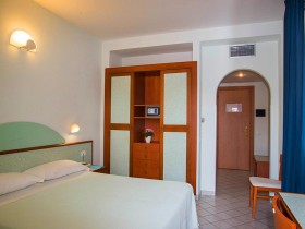 camera-hotel-soverato-09